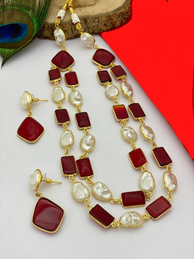 Image of a Red Monalisa Stone & Baroque Mala Set