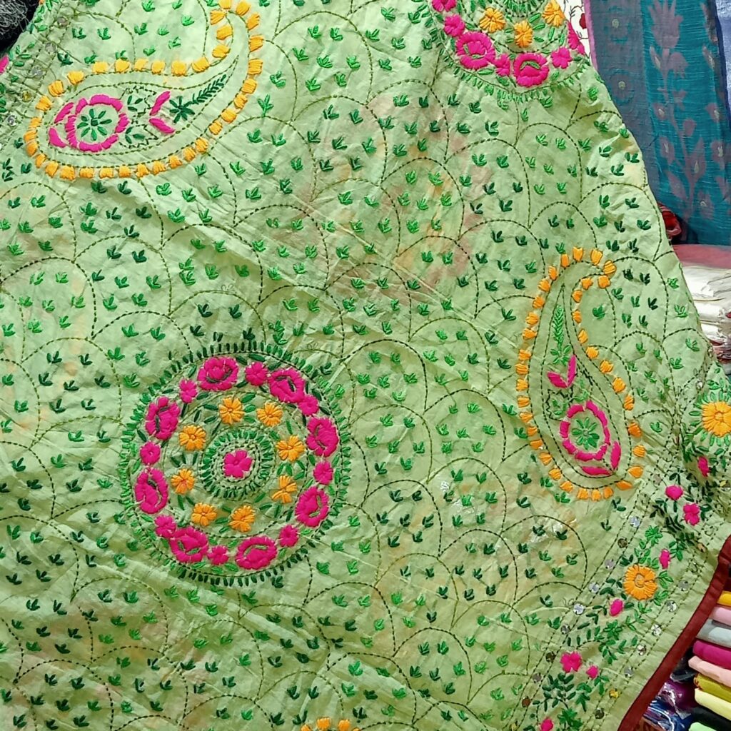 Image of a Phulkari Dupatta of green colour